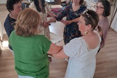 IMG-2c51f74c6eec1d69d8bb2088339fec78-V_576x768