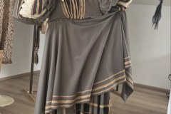 IMG-927326b74a5fd45bebd6714da2b81ace-V_355x768