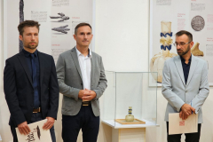 20251011_193723_1024x683