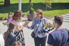 IMG-d570c1e16ddd598fdee418d8a6cdf6ed-V_1024x768