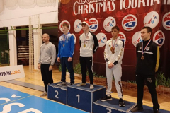 1765658068284_576x768