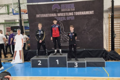 1771156429913_576x768