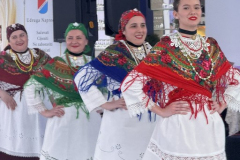 IMG-4257accbe0a7ae0fd0147ee666ce94a1-V_512x683