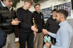 viber_slika_2025-12-17_14-52-22-092_576x768