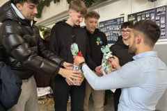 viber_slika_2025-12-17_14-54-27-853_576x768