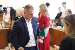 597859306_1306338741522577_5625350188207114020_n_512x768