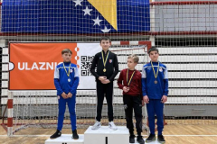 1776540400700_576x768