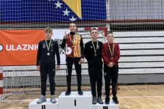 1776540461551_576x768