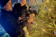 viber_slika_2025-12-20_21-09-23-795_576x768