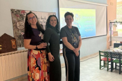 653696064_1542188397679494_9065344959440486771_n_576x768