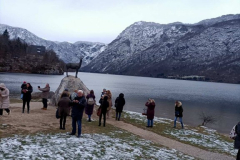 viber_slika_2025-11-23_18-43-41-378_576x768