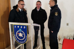 0-02-05-bd7f08a94127ba3a18f6814871a9480c156e54ab2bb99dfbaac9003e1b070ac4_ef73633152dd6825_576x768