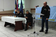 f54aa45f-9650-4a7e-9e41-93062d5a60ab_574x768