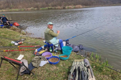 IMG-db7116ce0c02aba01ea920d7a8bcae73-V_1024x768