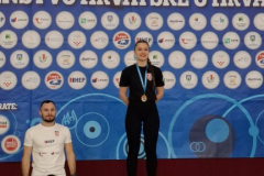 1769376831333_432x768