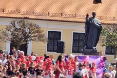 viber_slika_2026-04-26_17-18-25-921_576x768