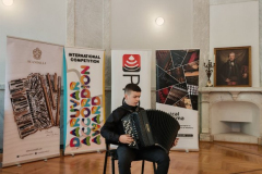 viber_slika_2026-04-26_09-04-23-463_576x768