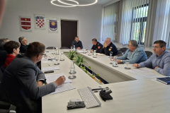 IMG-87448589c919db232a32fd085fe52199-V_1024x768