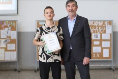 501009821_1288799039685099_5517505591008420231_n_512x768