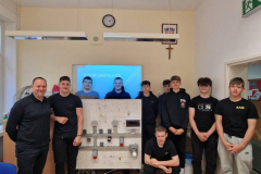 IMG-2a7cbf805e2659846f8ffacdc87089a7-V_768x768