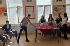 IMG-be382ce2e0199b608edd9434e93cf370-V_768x768