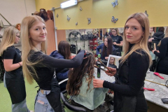 IMG-fb76faaa163fd690ebd3f6aba7107b2f-V_768x768