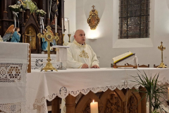 564e4573-b2cf-49dc-addb-0a24048fad9f_1000x750