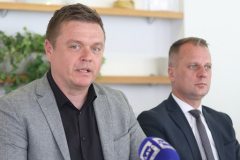 press-vpz-321_512x768