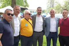 IMG-01ec6123f89a25b86d66258229df7ee0-V_576x768