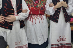 viber_slika_2025-12-09_08-43-19-345_517x768