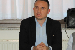 IMG_5730_905x768